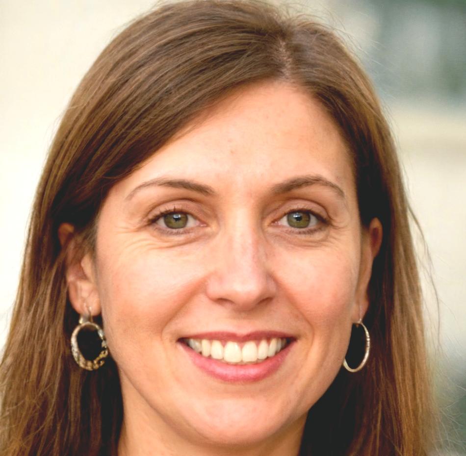 Портрет Анары Касымовой, участницы программы семейного развития